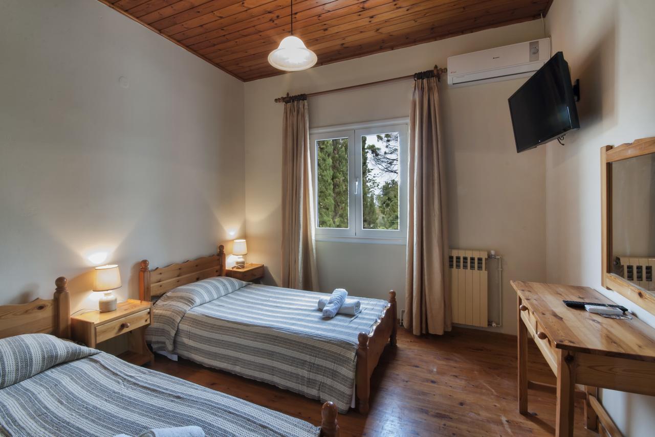 Fouxia Apartments And Studios Perama  Eksteriør billede